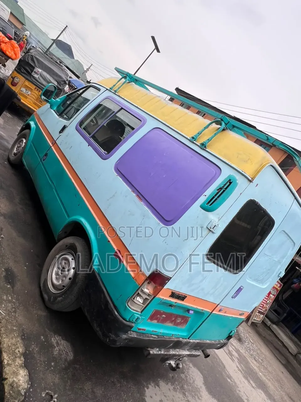 Ford Transit 2000