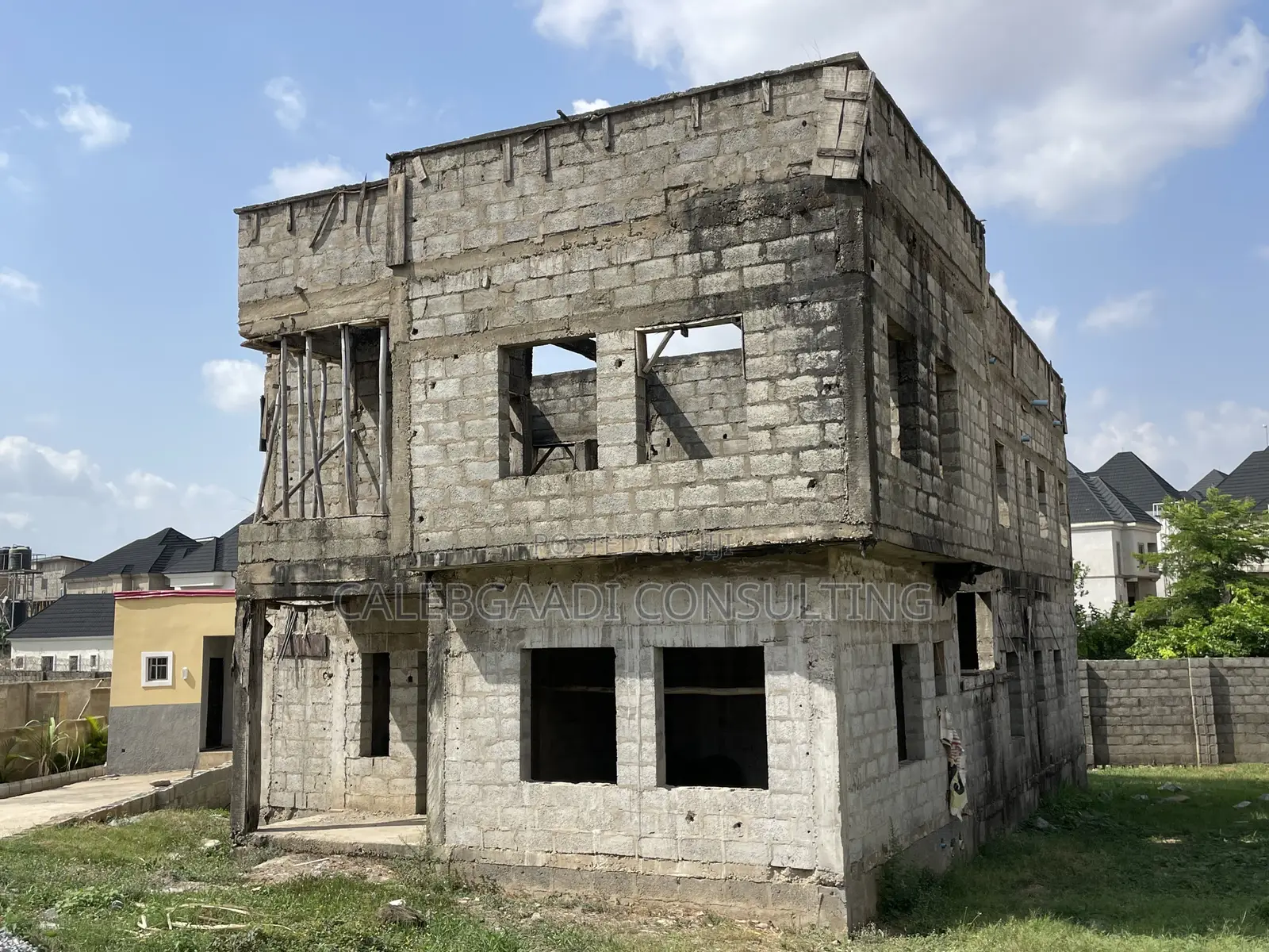 5Bedroom Detached House