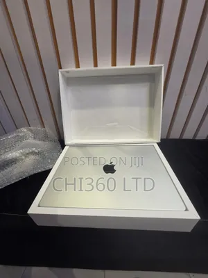 Laptop Apple MacBook Pro 2025 M5 24GB Apple M5 SSD 1T