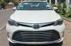 Toyota Avalon Limited 4dr Sedan (3.5L 6cyl 6A) 2015 Off white