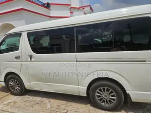 Toyota Sienna 2013 White