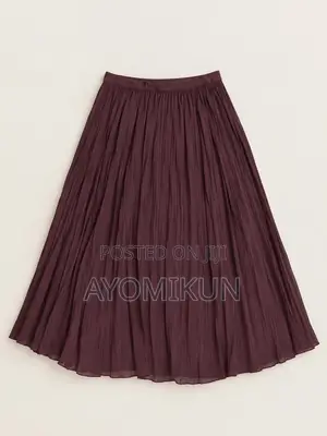 Elegant Knee-Length Skirt