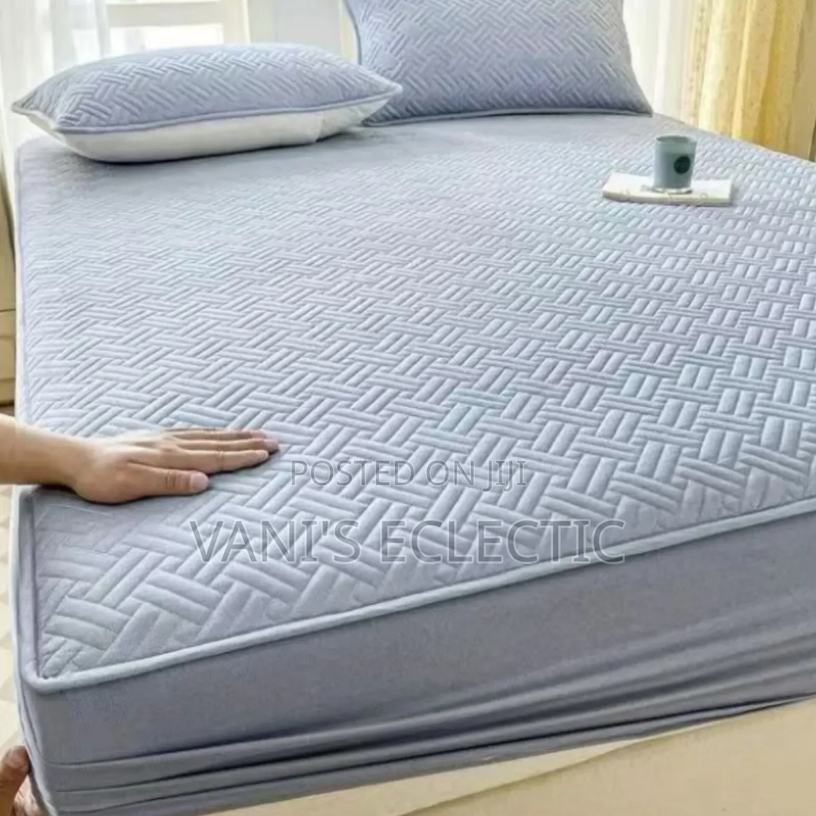 Premium Quilted Waterproof Bed Sheet Sets With 4 Pillowcases