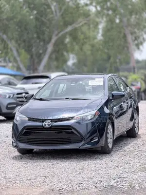 Toyota Corolla LE ECO 4dr Sedan (1.8L 4cyl CVT) 2017 Black