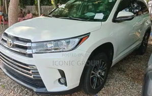 Toyota Highlander XLE V6 4x4 (3.5L 6cyl 6A) 2016 Off white