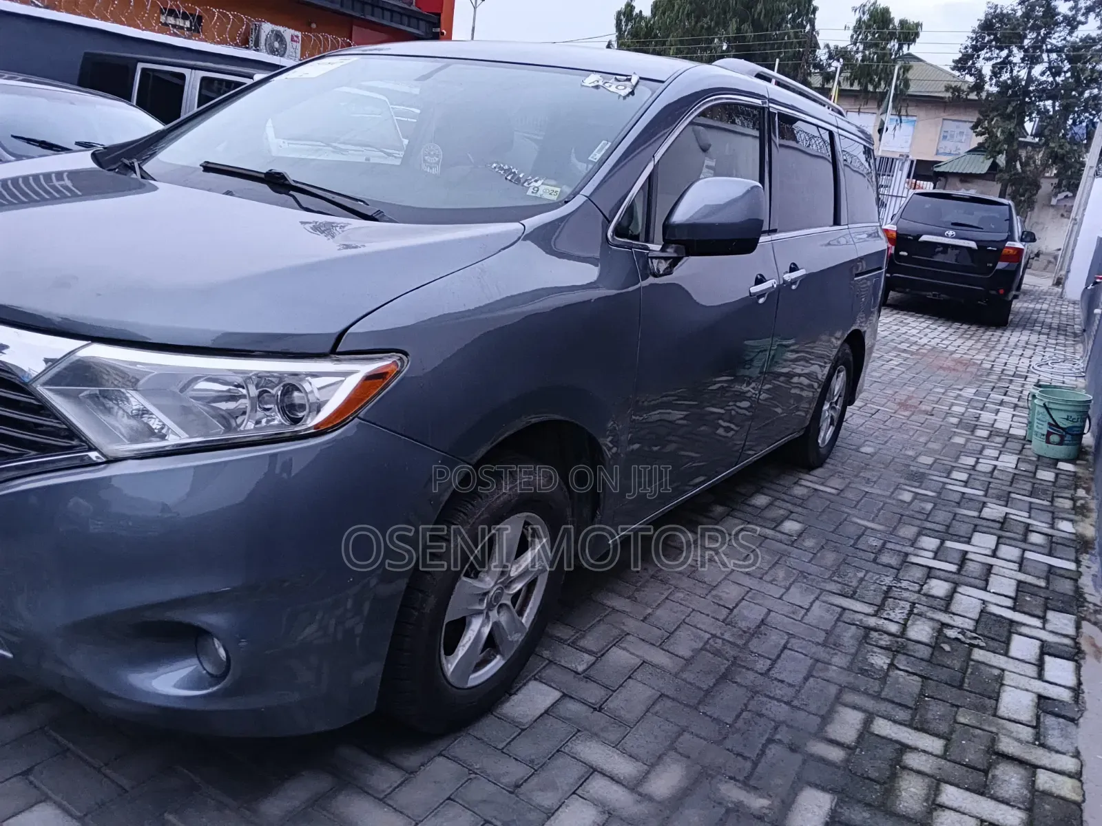 Nissan Quest 2017 Blue