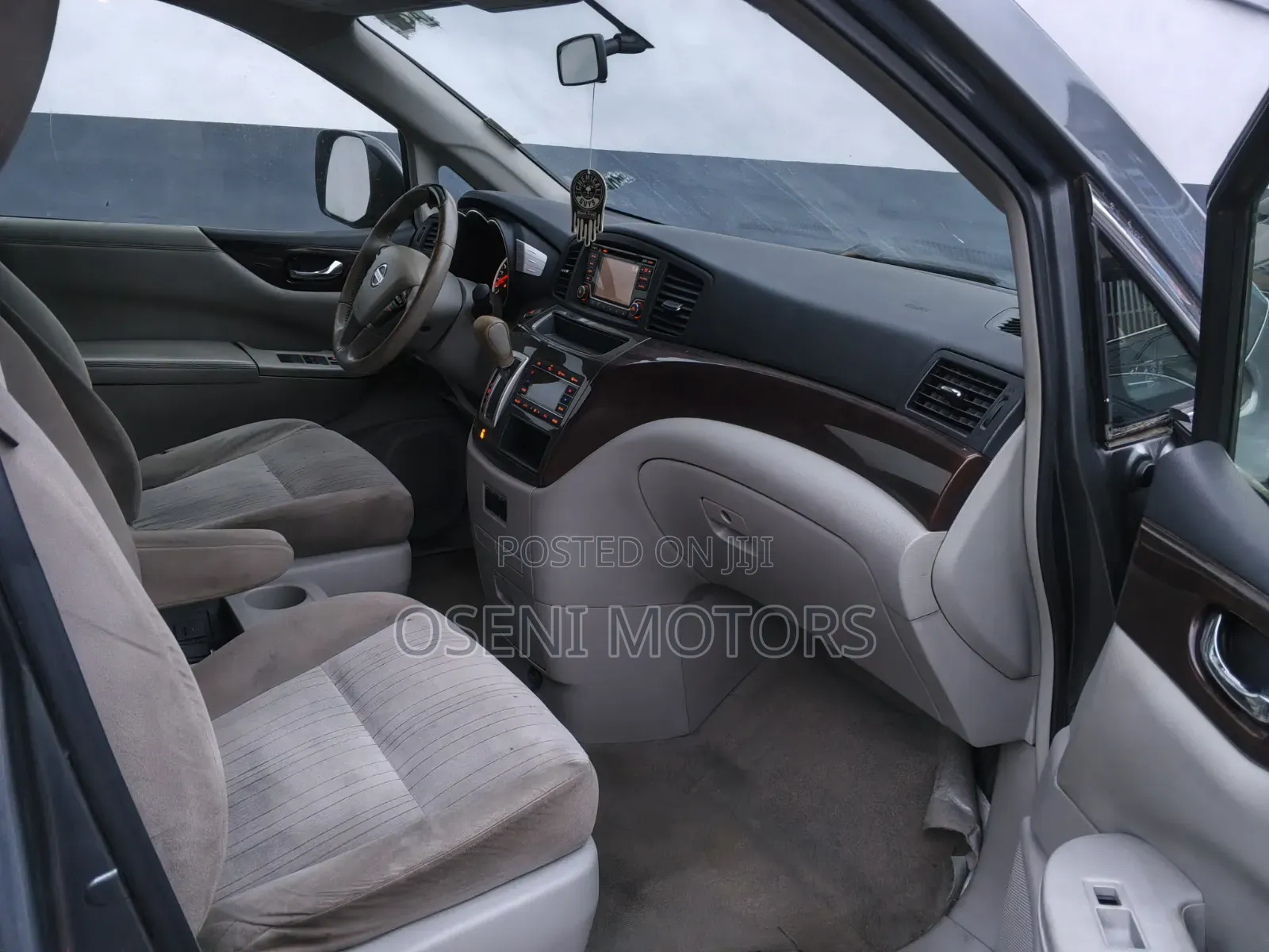 Nissan Quest 2017 Blue