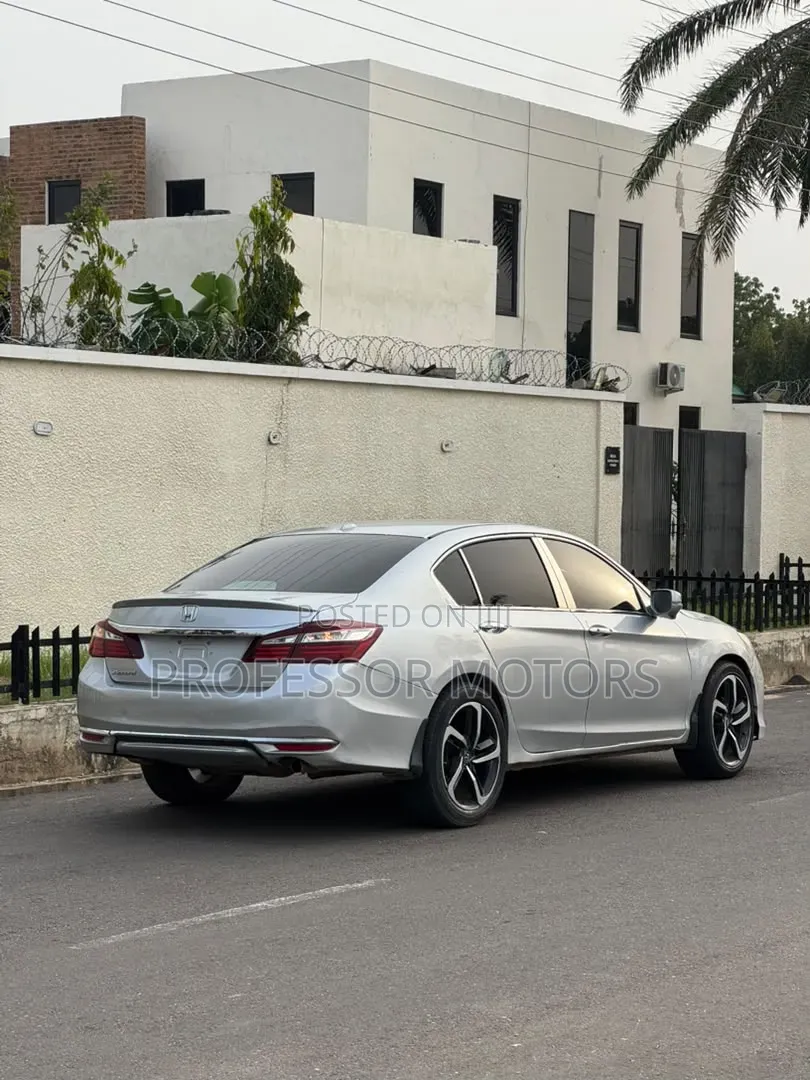 Honda Accord 2016 Silver