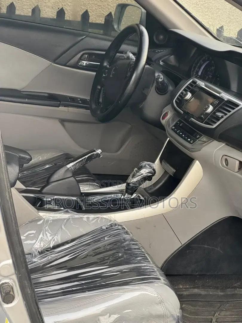 Honda Accord 2016 Silver