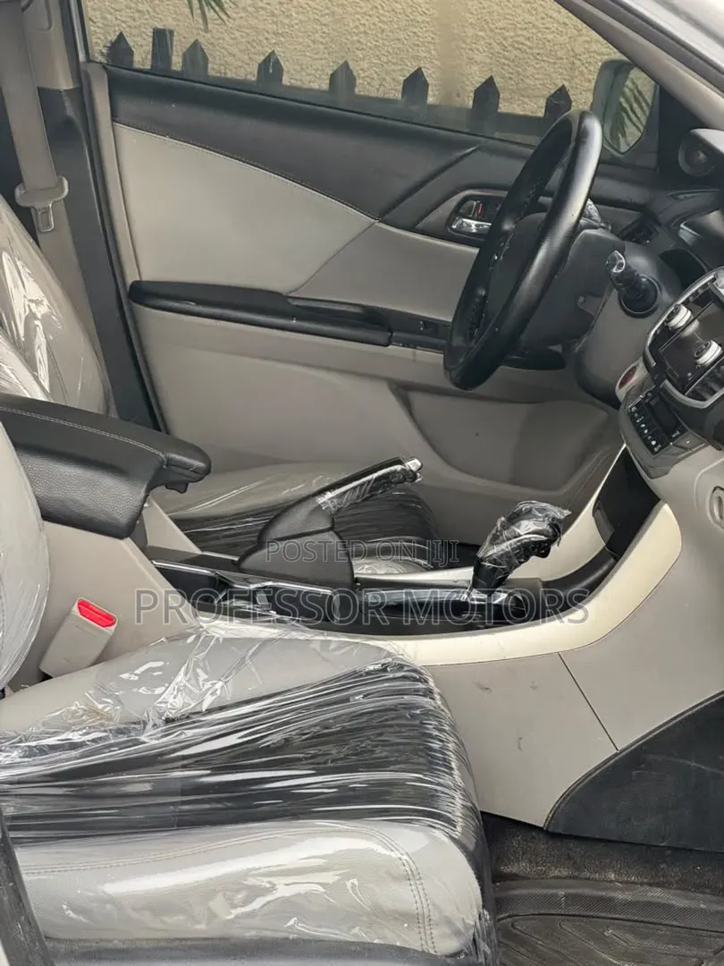 Honda Accord 2016 Silver
