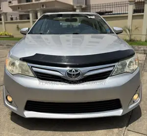 Toyota Camry 2014 Silver
