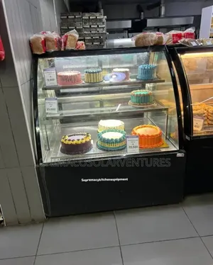 Commercial Cake Display Chiller Refrigerator –Bakery & Pastry Showcase