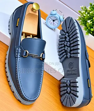 Timberland Loafers With Lug Soles in Black/Gray Size 40-46