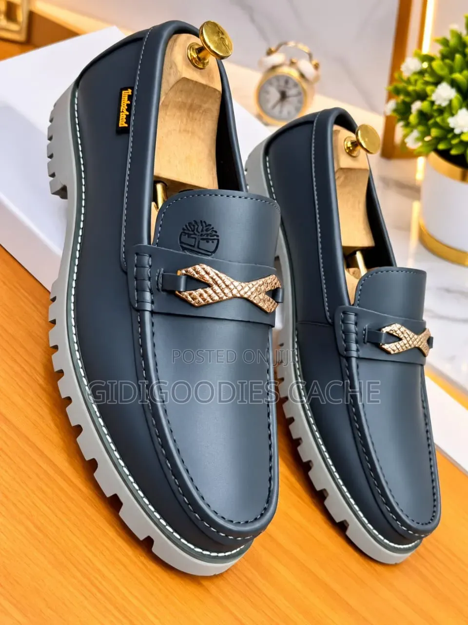 Timberland Loafers With Lug Soles in Black/Gray Size 40-46