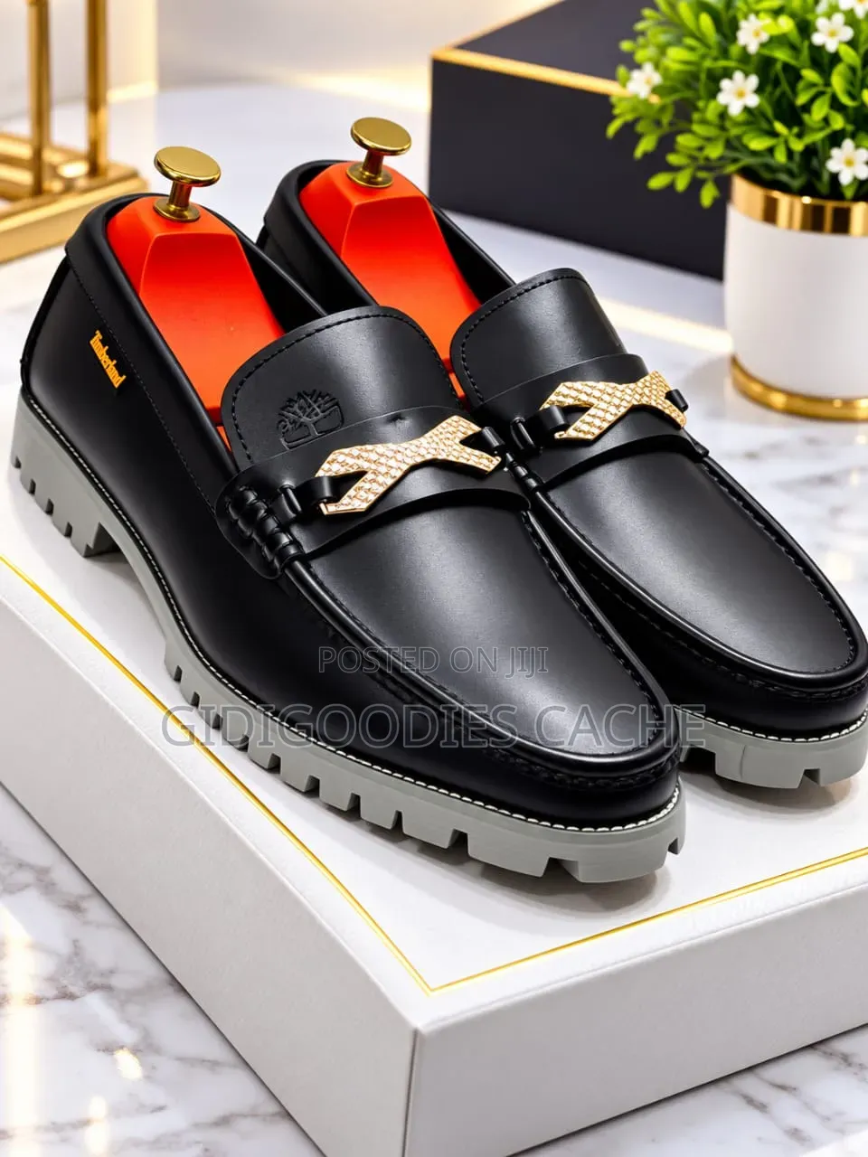 Timberland Loafers With Lug Soles in Black/Gray Size 40-46