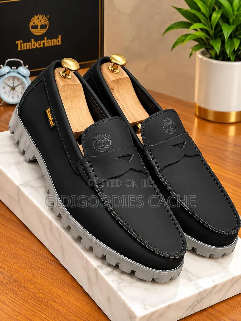 Timberland Loafers With Lug Soles in Black/Gray Size 40-46