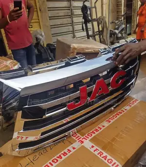Front Gille JAC T8 Pickup