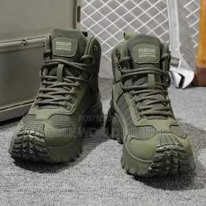 Solid Unisex Boots