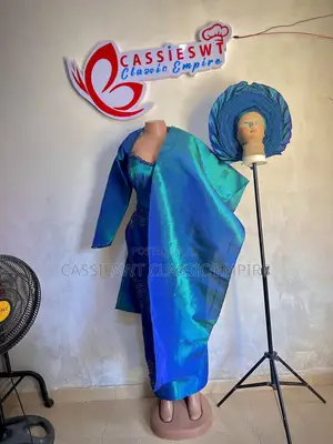 Beautiful Bustier Dress With Inbuilt Corset, Zipper & Auto Gele
