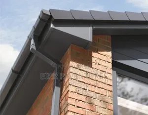 Roof Gutter Installation and Alignment
