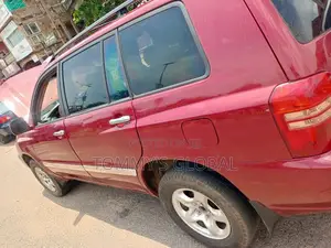 Toyota Highlander 2004 Red