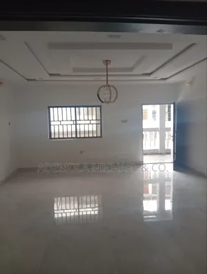 3bdrm Block of Flats in Area11 Abuja for rent