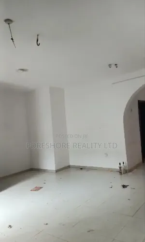 3bdrm Apartment in Ilupeju for rent
