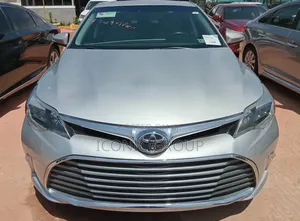 Toyota Avalon Limited 4dr Sedan (3.5L 6cyl 6A) 2015 Silver