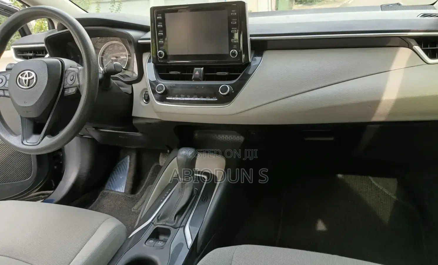 Toyota Corolla XLE 2020 Black