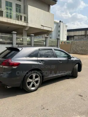 Toyota Venza XLE AWD V6 2013 Gray
