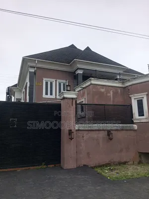 3bdrm Block of Flats in Ogunfayo, Awoyaya for rent