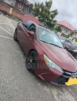 Toyota Camry 2017