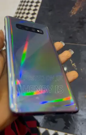 Samsung Galaxy S10 Plus 128 GB Silver