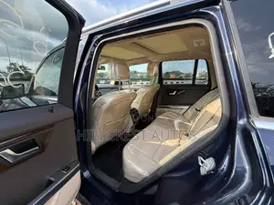 Mercedes-Benz GLK-Class 2015 Blue