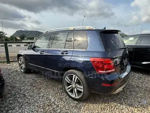 Mercedes-Benz GLK-Class 2015 Blue