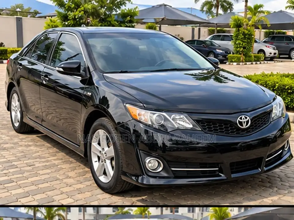 Toyota Camry 2014 Black