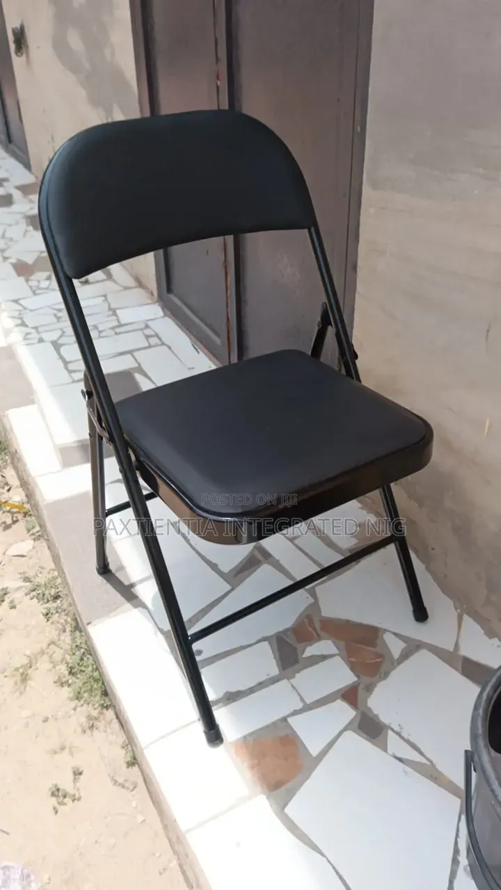 Foldable Chair With Leather