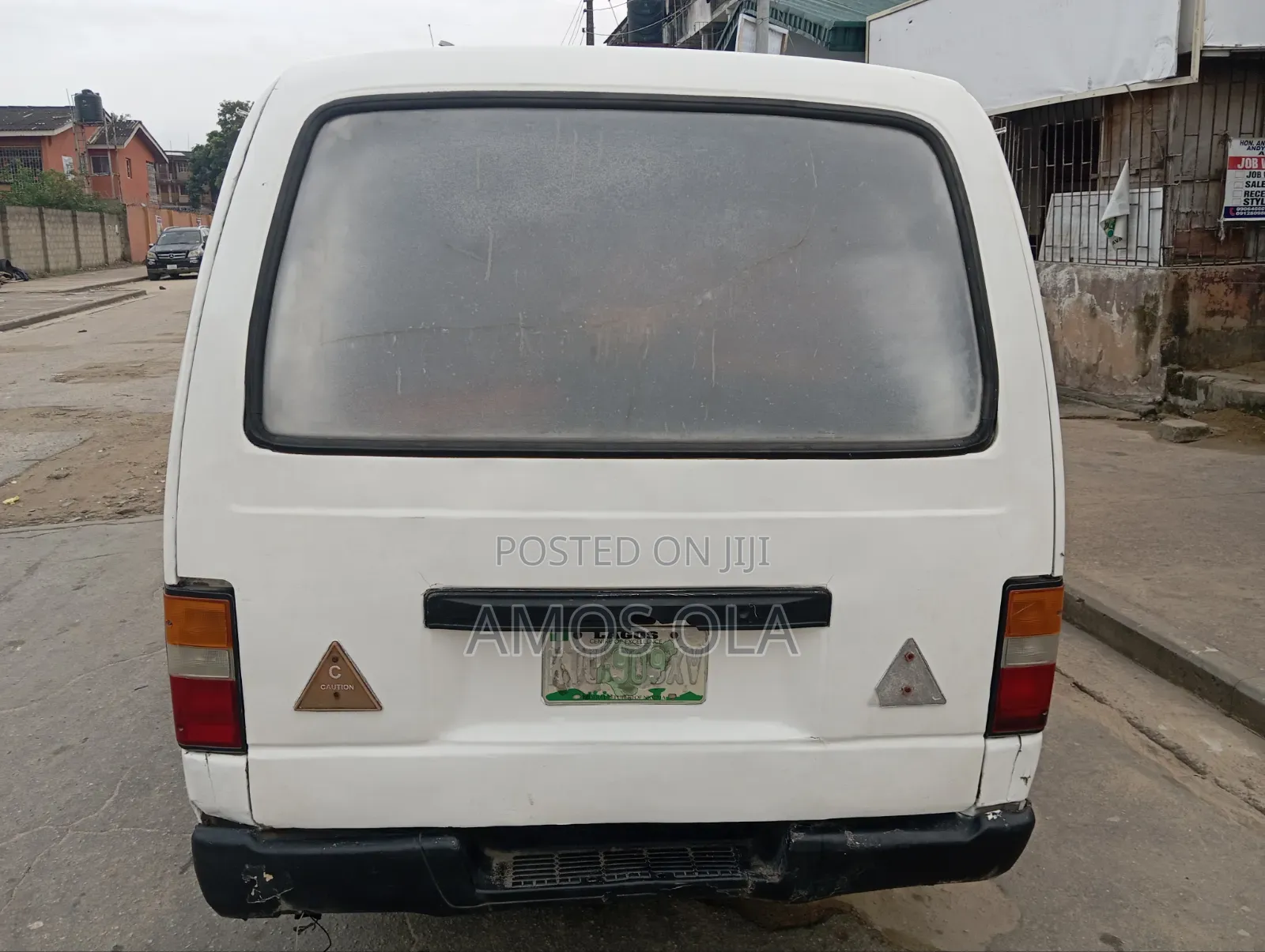 Nissan Caravan (Urvan) 2001 White