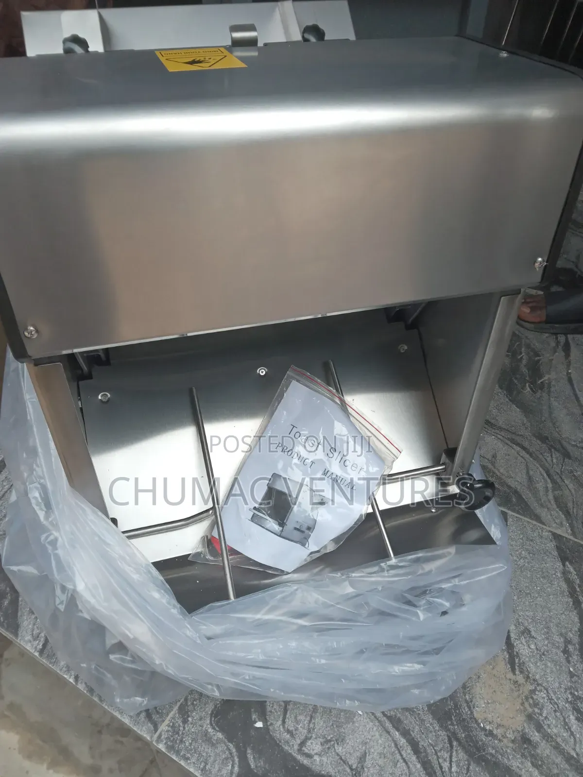 Toast Slicer Machine