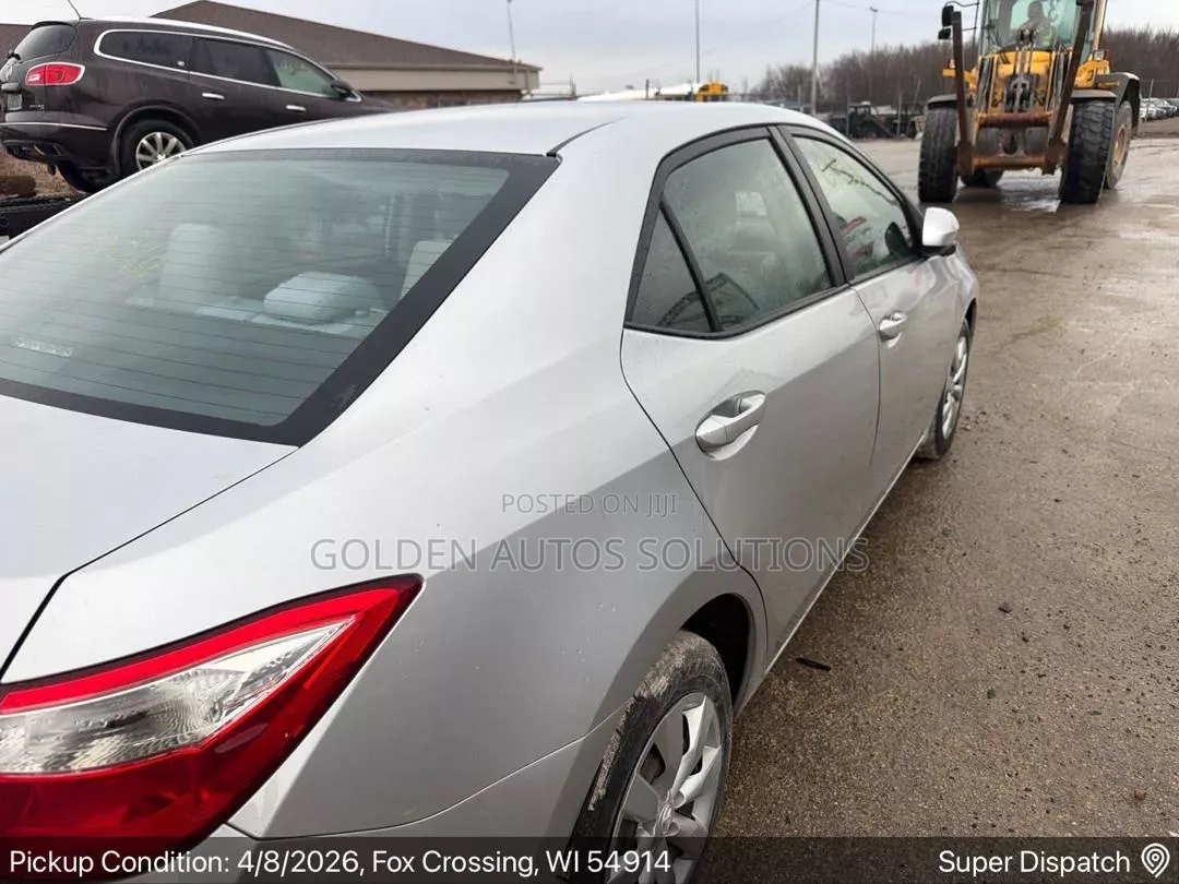 Toyota Corolla 2015