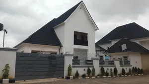 Primelux Exclusive Estate Apo Waru