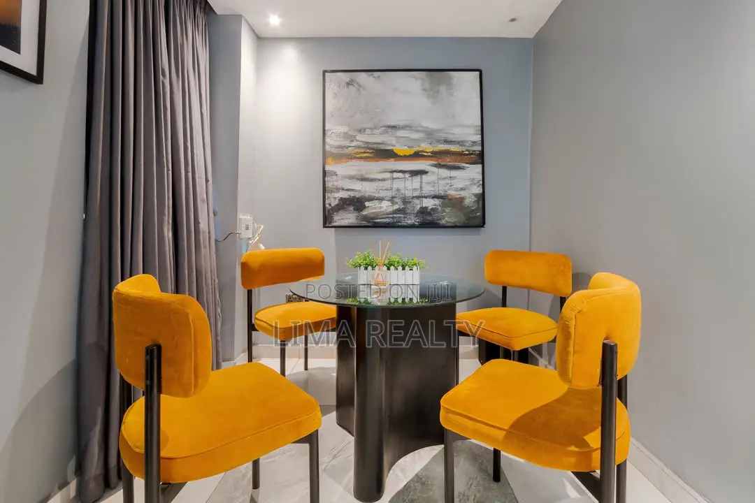 Shared Kitchen, Common Room & Balcony Studio Unit