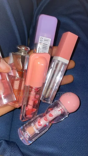 Glossy & Affordable Lip Shine