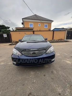 Toyota Camry XLE 4dr Sedan (2.4L 4cyl 5A) 2005 Blue