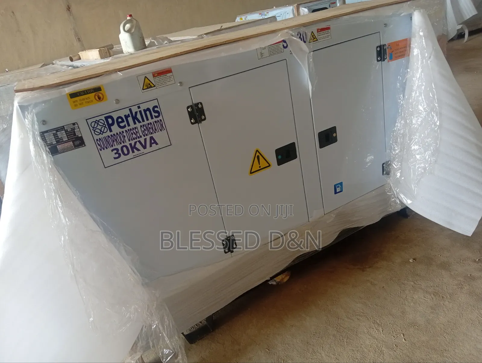 30kva Perkins Soundproof Diesel Generator