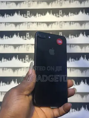 Apple iPhone 7 Plus 128 GB Black