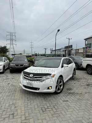 Toyota Venza Limited AWD V6 2013 White