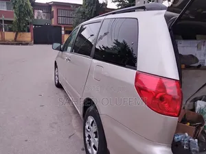Toyota Sienna 2007 Silver