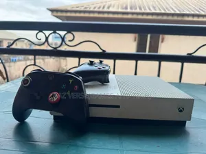 Xbox One S With 2 Controllers and Games