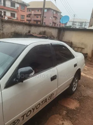 Toyota Camry 2001 White